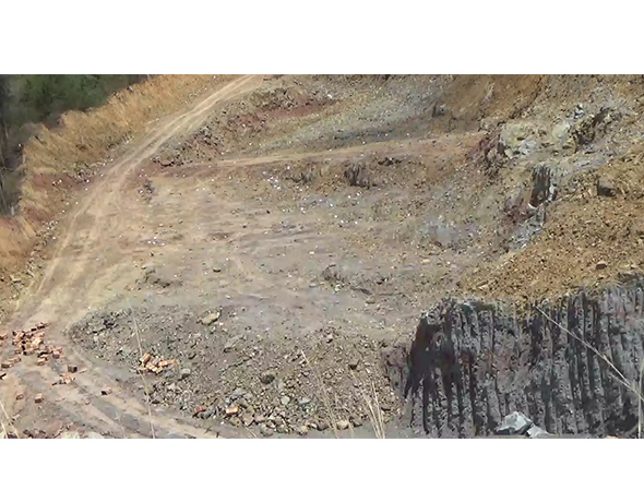 曲靖城区路基开挖复杂环境下逐孔起爆技术-皓盛爆破项目